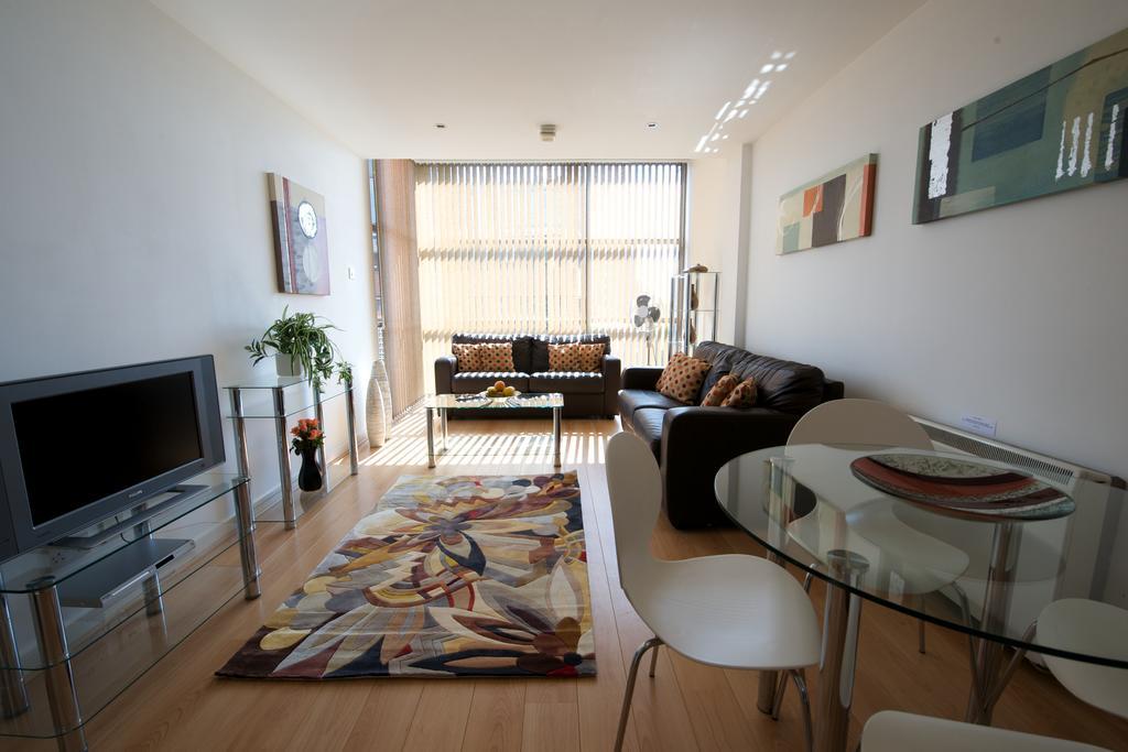 Stay Deansgate Apartments For 14 Nights Plus Μάντσεστερ Δωμάτιο φωτογραφία
