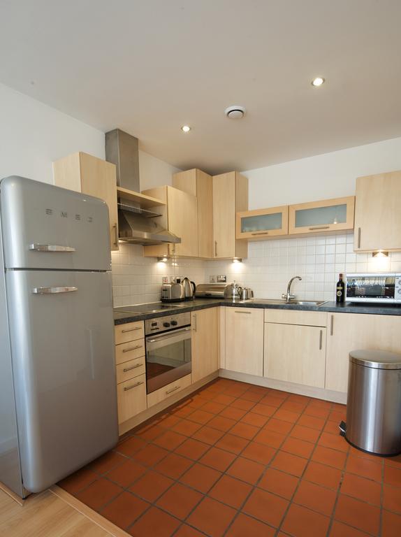 Stay Deansgate Apartments For 14 Nights Plus Μάντσεστερ Δωμάτιο φωτογραφία